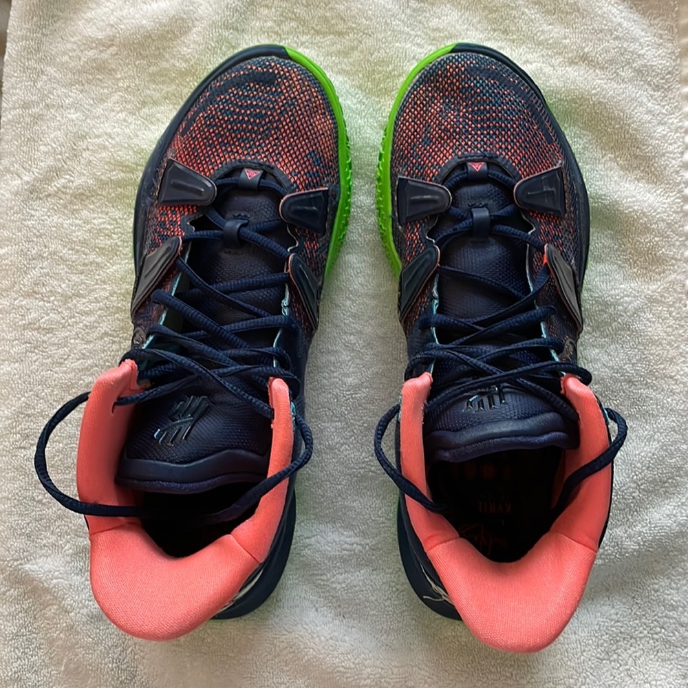 Nike Mens shoes Kyrie 7EP Rosewell Raygun